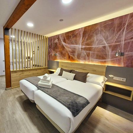 Feeling Home - Suites&Rooms León Buitenkant foto