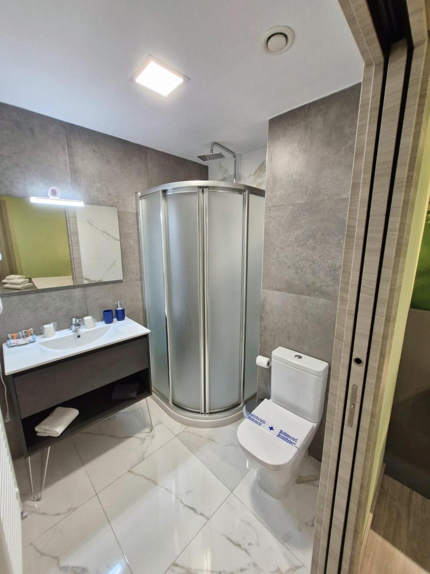 Feeling Home - Suites&Rooms León Buitenkant foto