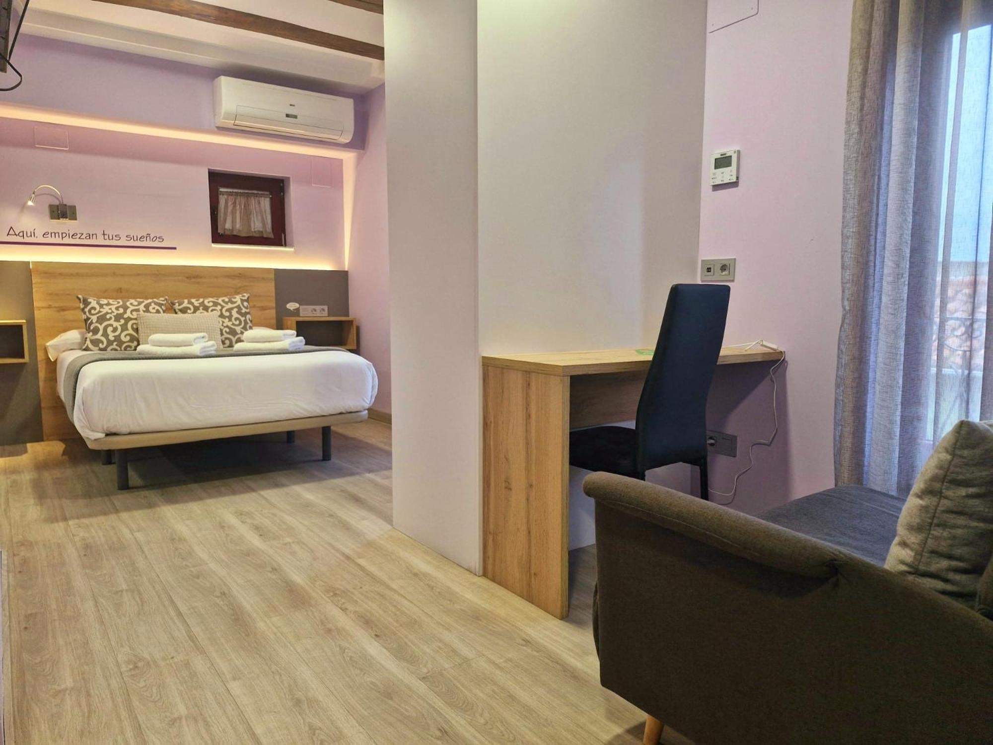 Feeling Home - Suites&Rooms León Buitenkant foto